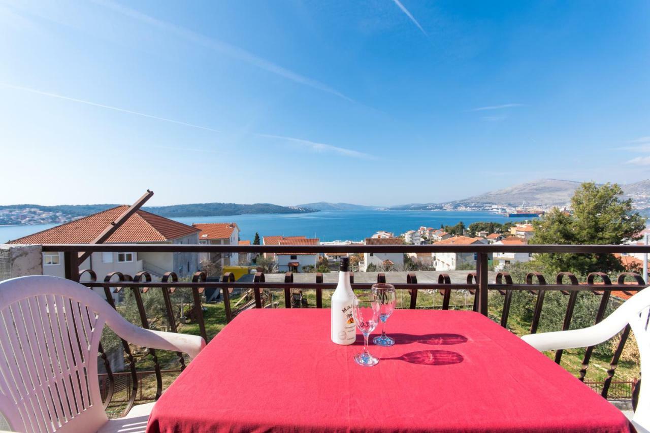 Apartmani Island Trogir Exterior foto